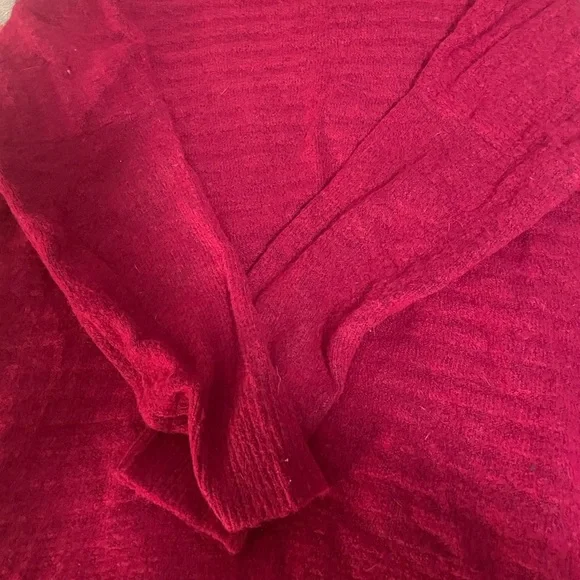 3/20 bundle Fever Fuchsia Turtleneck Sweater – Size Small - Picture 3 of 5